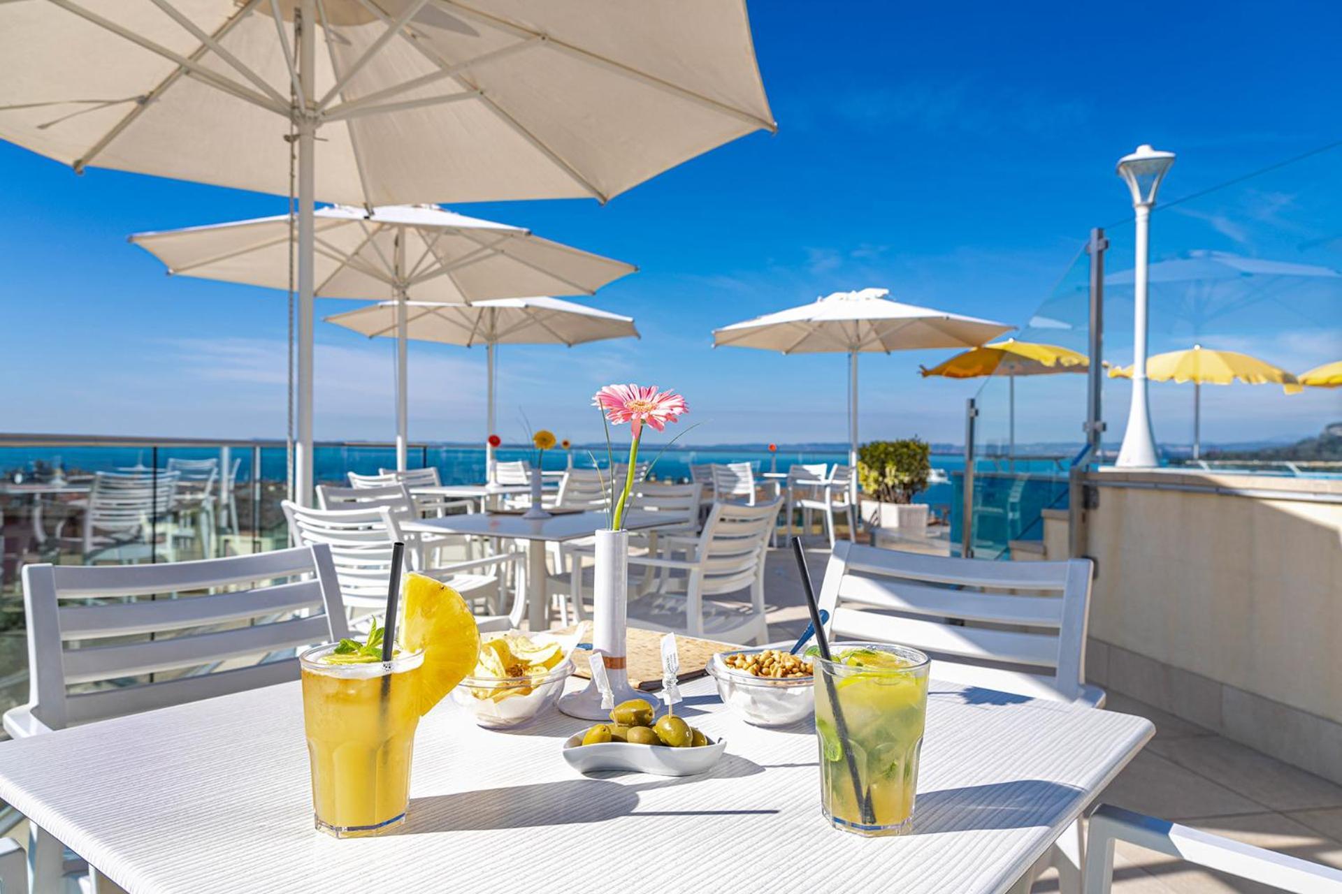 Sky Pool Hotel Sole Garda ガルダ エクステリア 写真